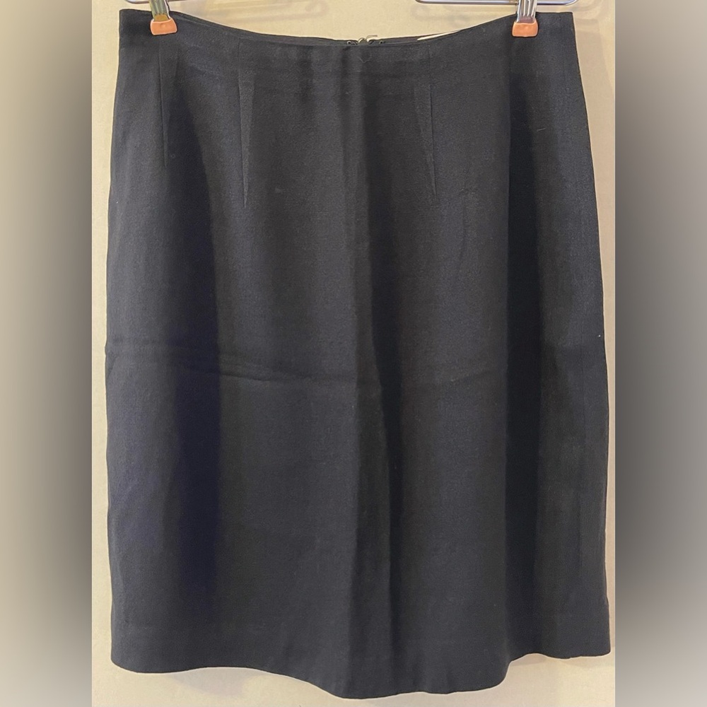 Black Fully Lined Rayon/Acetate Office, Business Skirt, Size 10